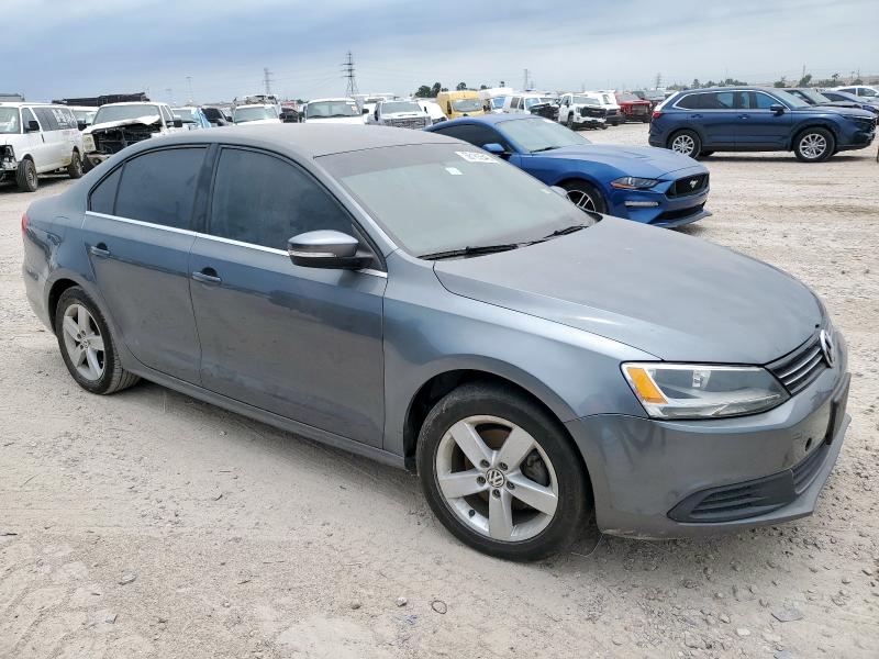  VOLKSWAGEN JETTA 2014 Szary