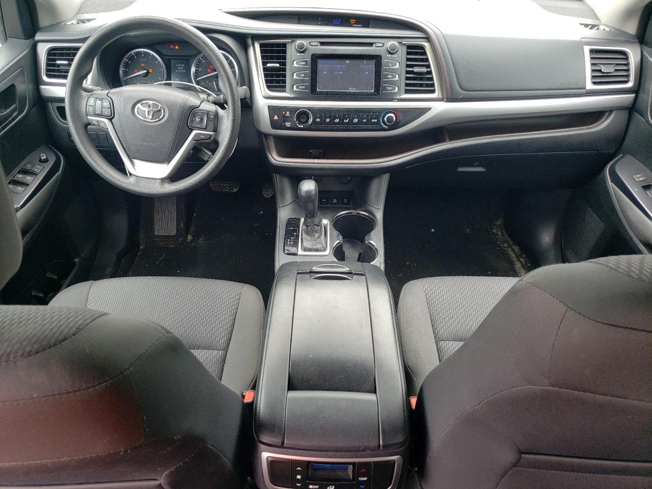 2016 Toyota Highlander Le VIN: 5TDBKRFH4GS348640 Lot: 56398355