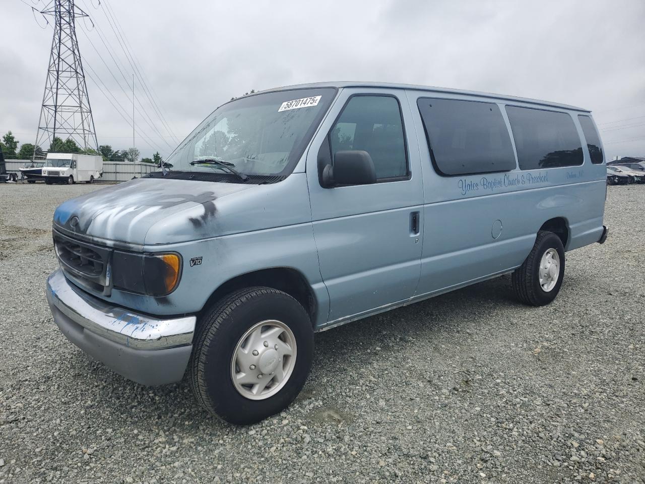 Mebane, NC에서 판매 중인 2000 Ford Econoline E350 Super Duty Wagon - Vandalism