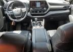 2022 Toyota Highlander Limited for Sale in Pekin, IL - Top/Roof