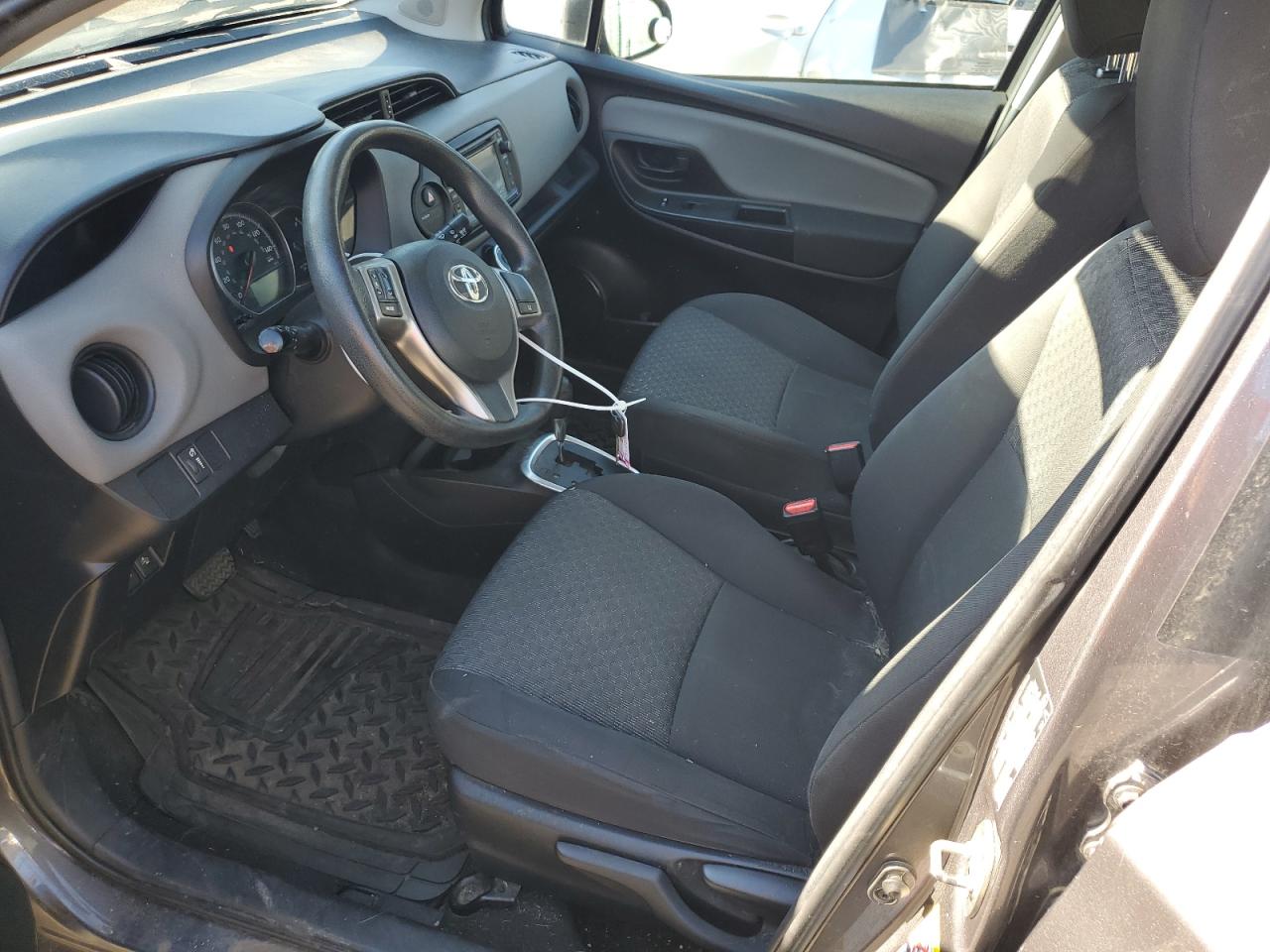 2017 Toyota Yaris L VIN: VNKKTUD33HA082587 Lot: 56058175