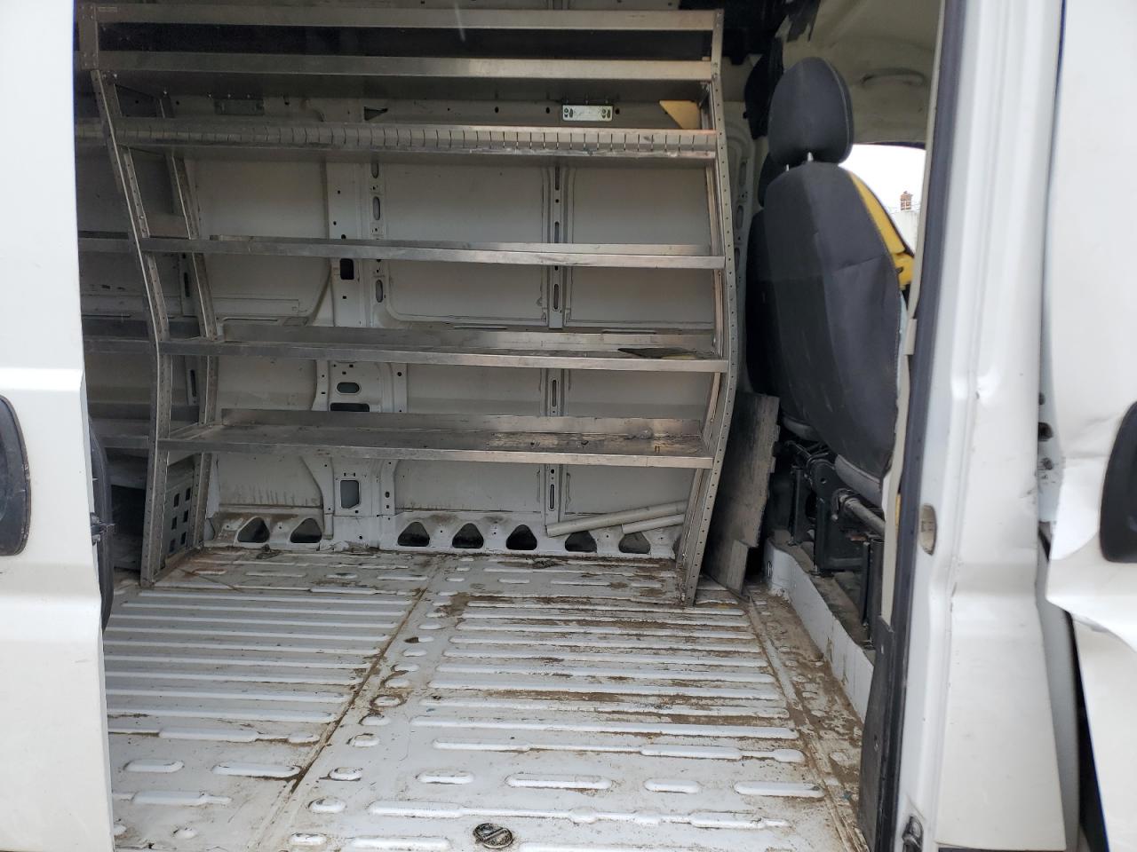 2022 Ram Promaster 2500 2500 High VIN: 3C6LRVDG6NE121046 Lot: 58355375