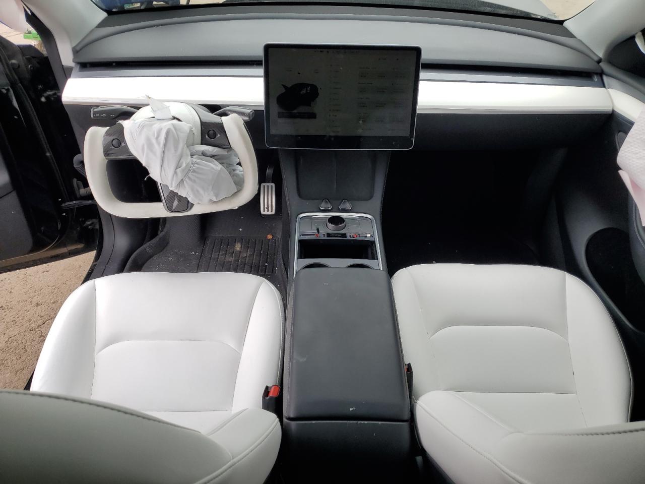 2022 Tesla Model Y VIN: 7SAYGDEF5NF519690 Lot: 58539855