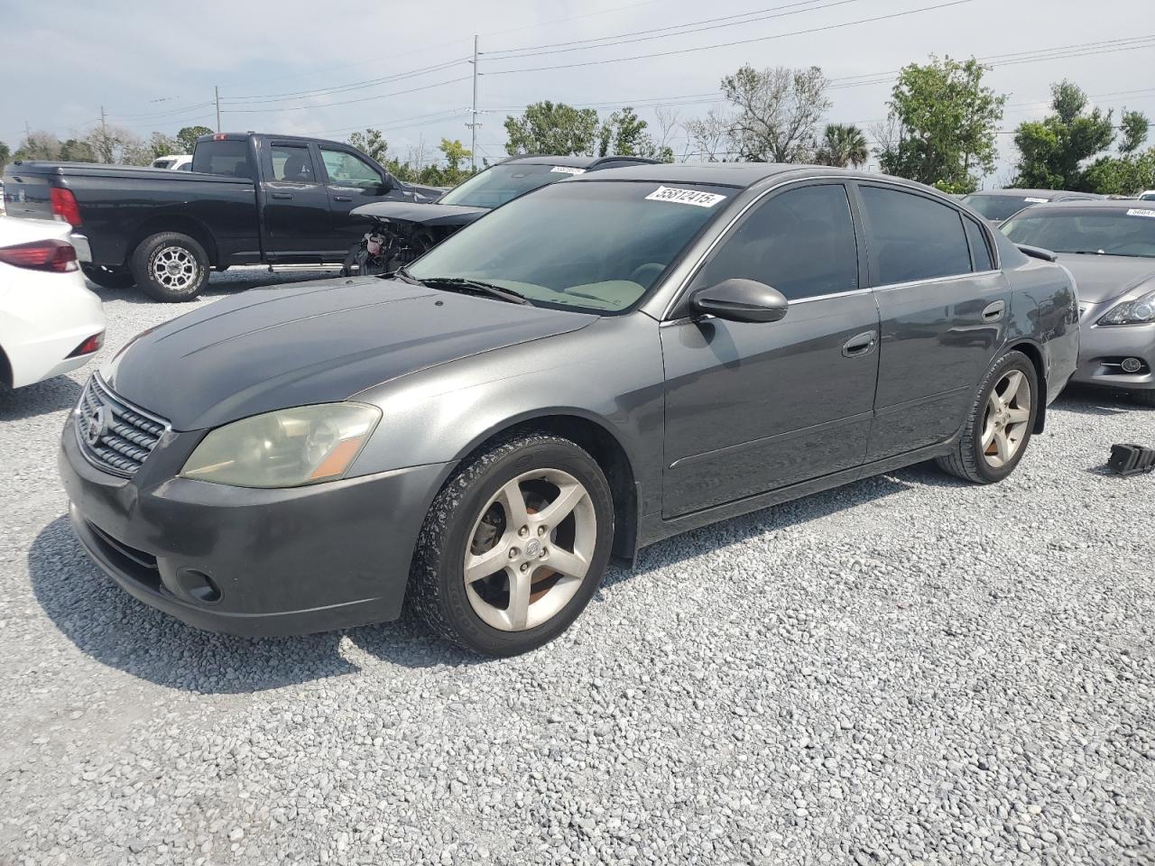 2005 Nissan Altima Se for Sale in Riverview, FL - Front End