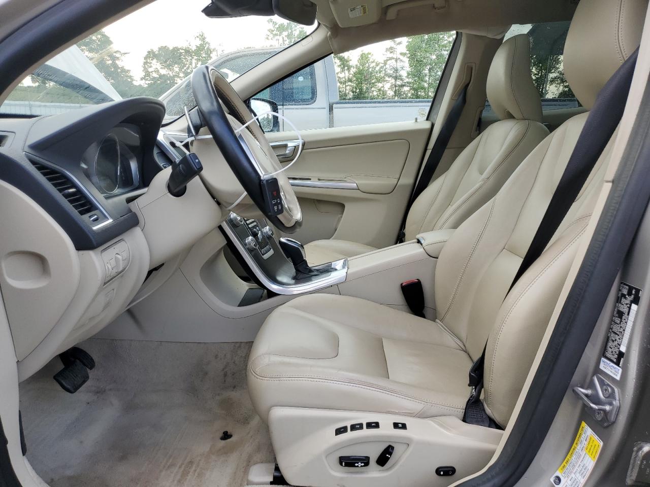 2015 Volvo Xc60 T6 Premier VIN: YV4902RK5F2731685 Lot: 56109935