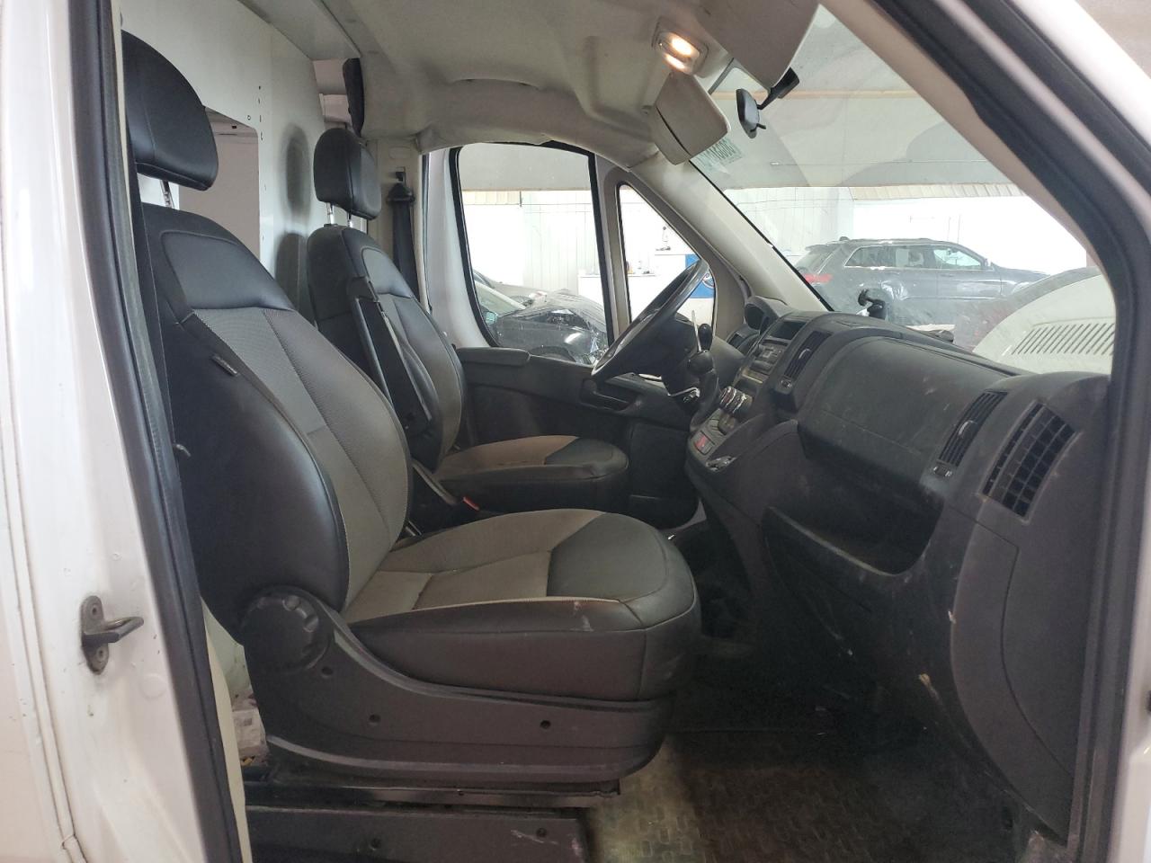 2017 Ram Promaster 2500 2500 High VIN: 3C6TRVDG2HE539592 Lot: 56537875