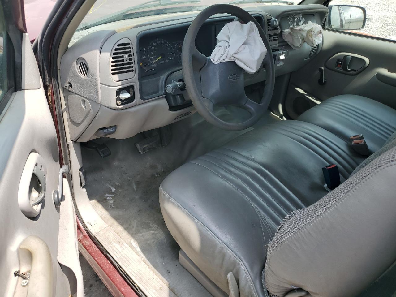 1998 Chevrolet Gmt-400 C1500 VIN: 1GCEC19M4WE223677 Lot: 56474695