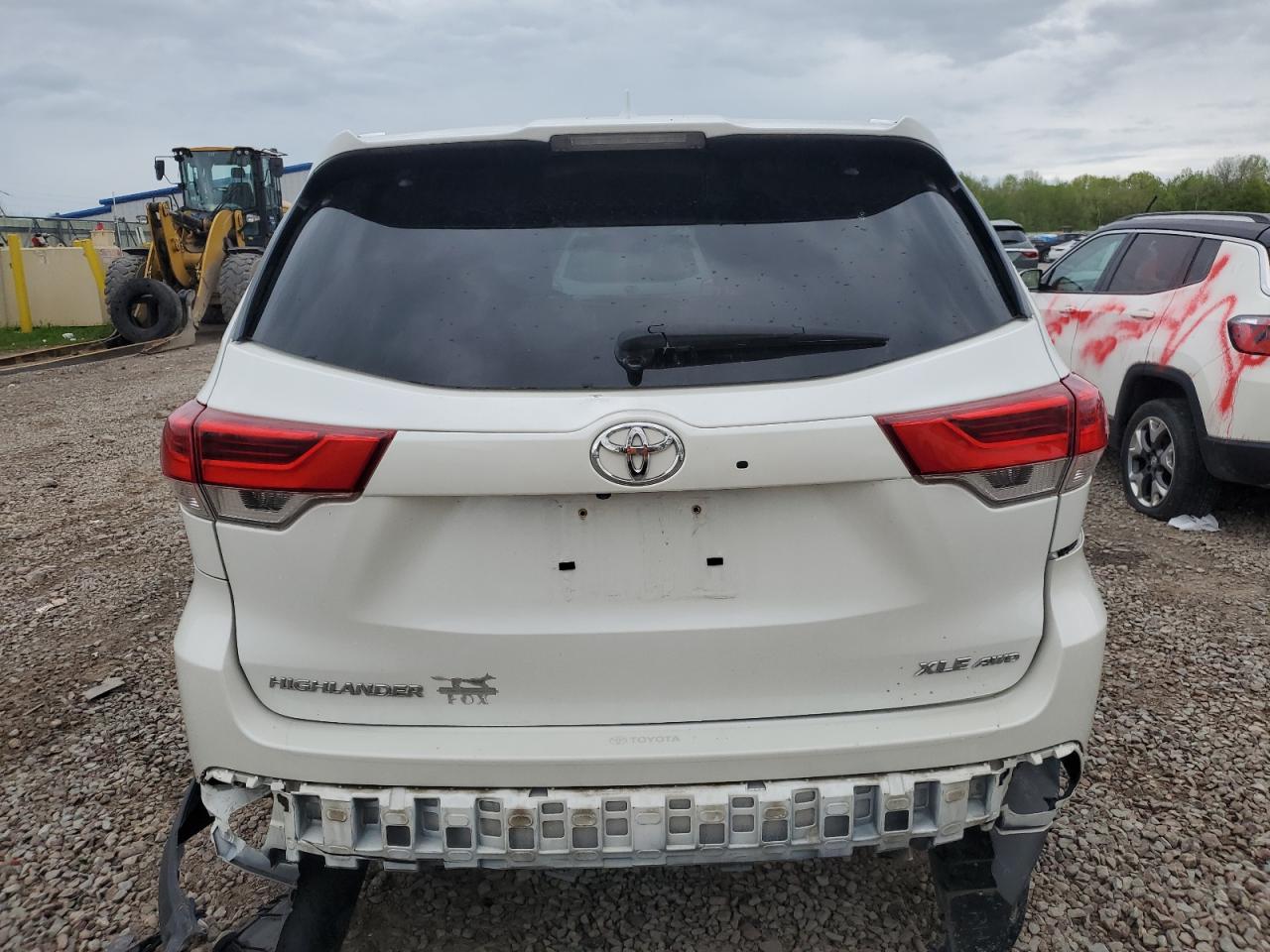 2017 Toyota Highlander Se VIN: 5TDJZRFHXHS424838 Lot: 56729855