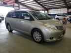 2016 Toyota Sienna Le на продаже в East Granby, CT - Minor Dent/Scratches