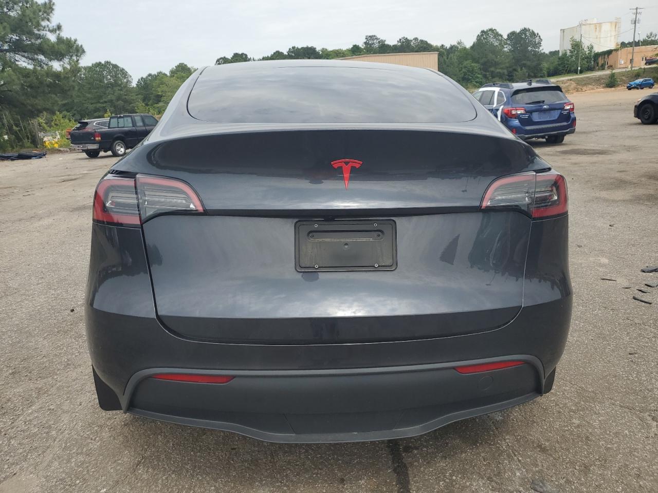 2024 Tesla Model Y VIN: 7SAYGDED4RA331714 Lot: 57043915