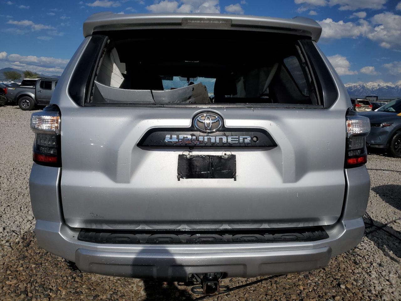 JTEBU5JR7J5512958 TOYOTA 4RUNNER 2018