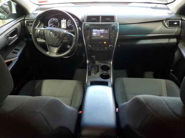 TOYOTA CAMRY 2017 Srebrny
