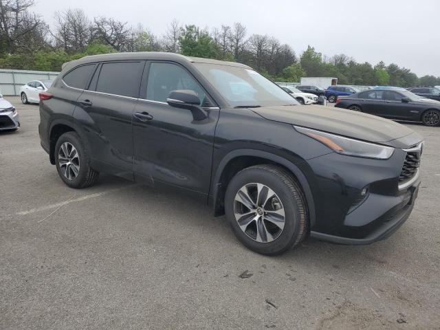  TOYOTA HIGHLANDER 2022 Czarny