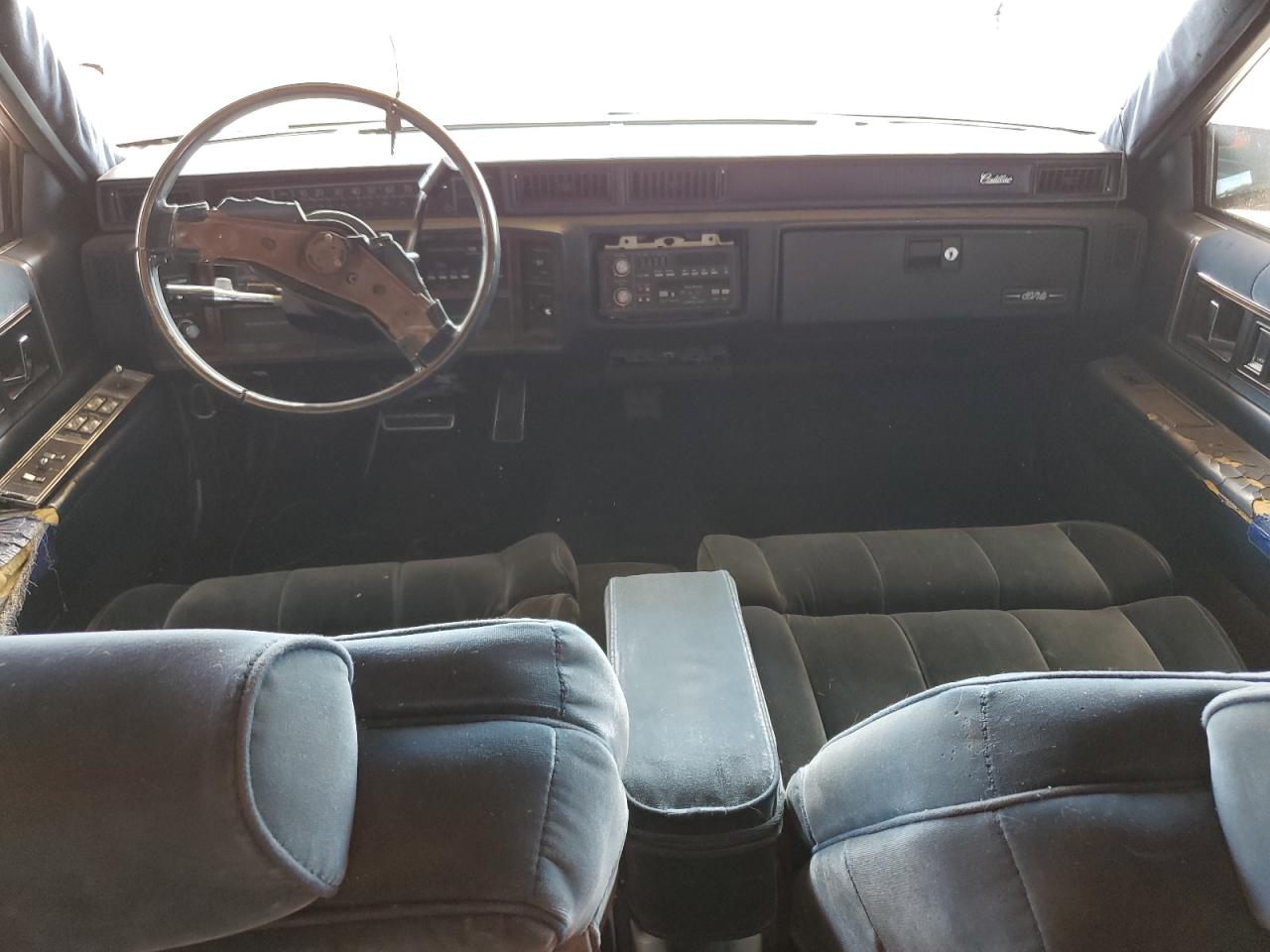 1986 Cadillac Deville Base VIN: 1G6CD6982G4356663 Lot: 56716825