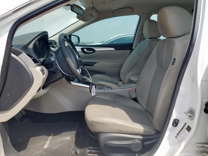 Sedans NISSAN SENTRA 2016 Biały