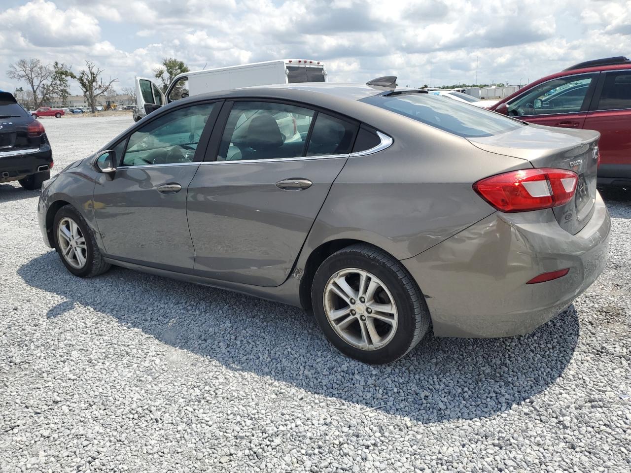 1G1BE5SM1J7117627 CHEVROLET CRUZE 2018
