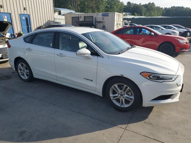  FORD FUSION 2018 Белый