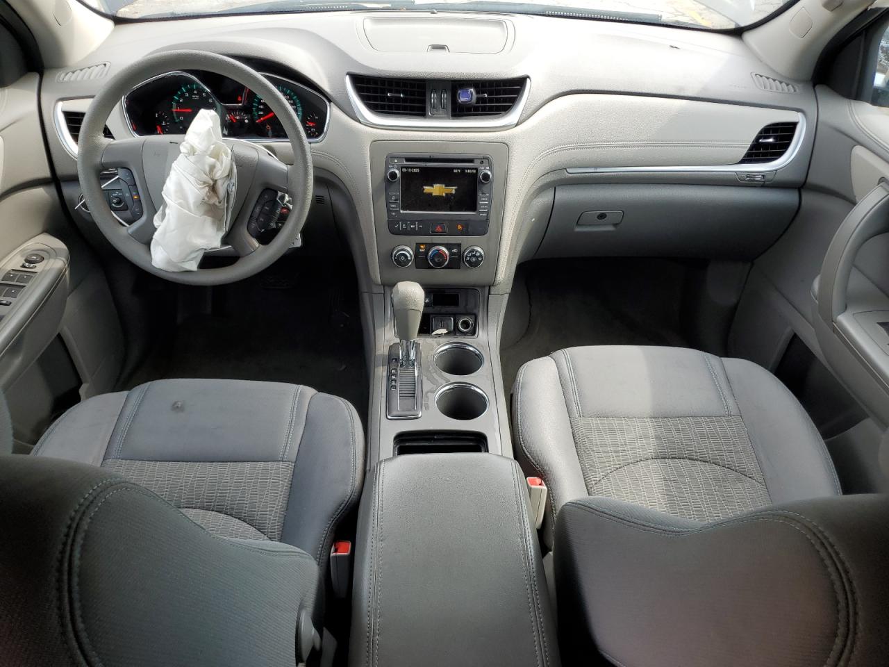 1GNKRFED0HJ310272 CHEVROLET TRAVERSE 2017
