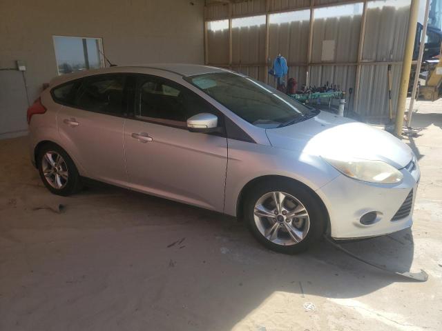 Hatchbacks FORD FOCUS 2014 Black