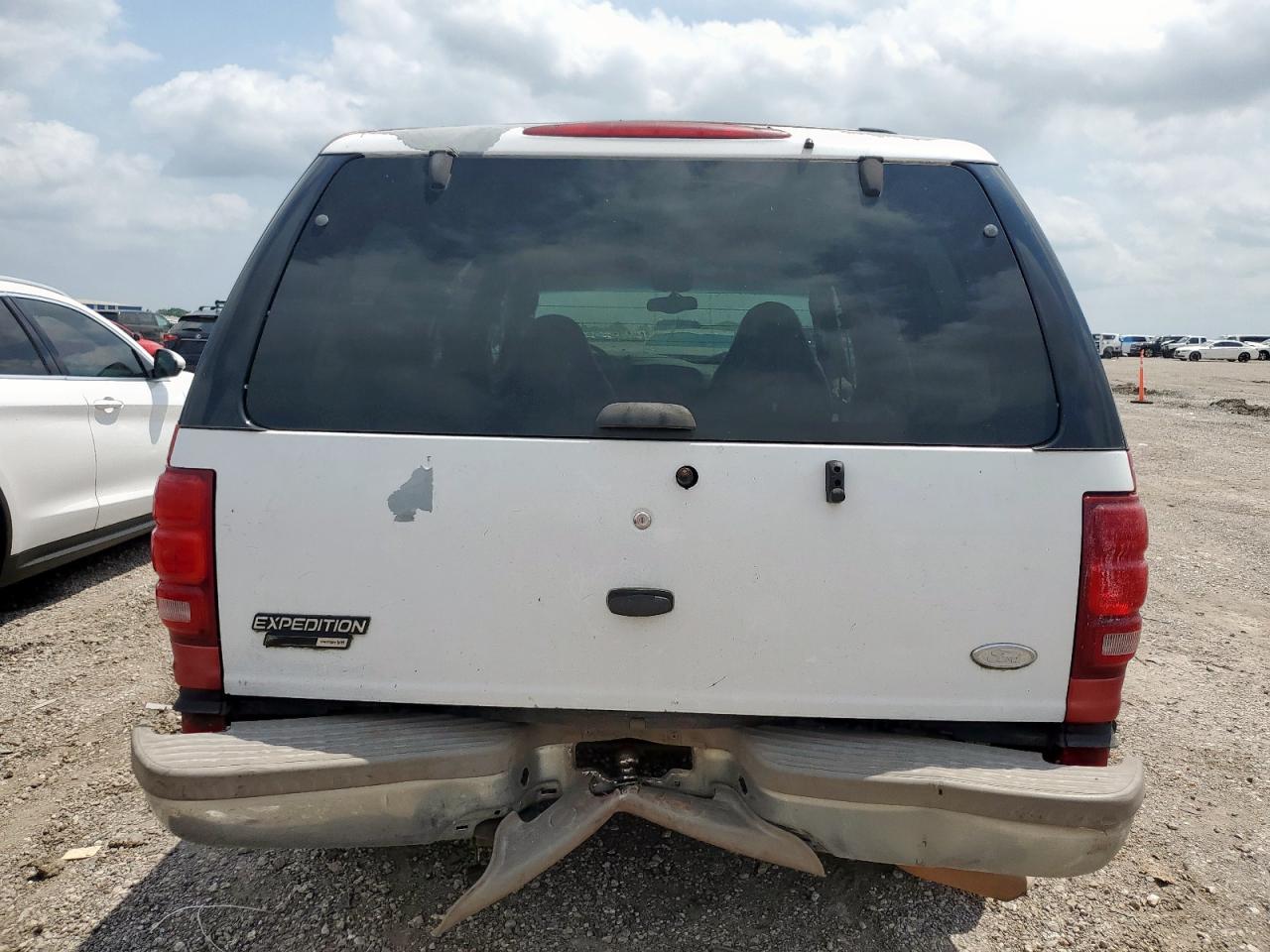 2001 Ford Expedition Eddie Bauer VIN: 1FMRU17L51LA66346 Lot: 56854265