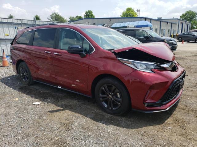  TOYOTA SIENNA 2024 Красный