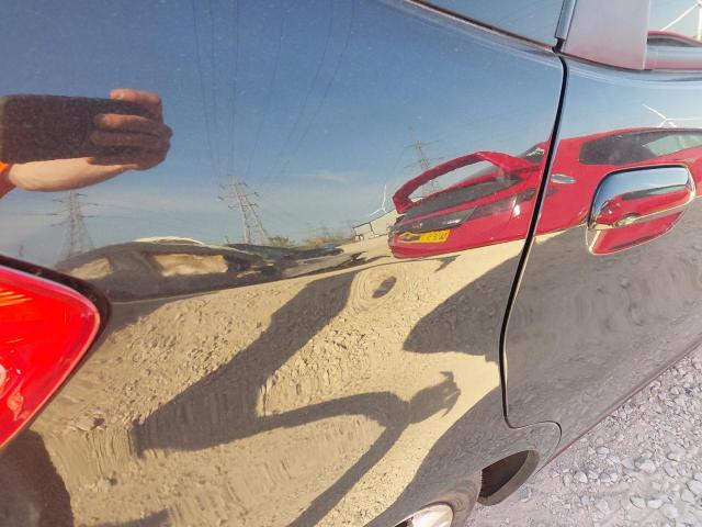 2014 HONDA JAZZ ES +