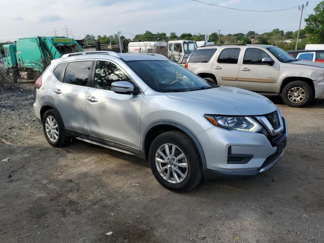 NISSAN ROGUE 2018 Серебристый