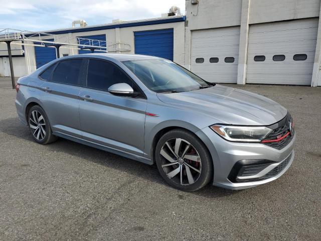  VOLKSWAGEN JETTA 2019 Серебристый