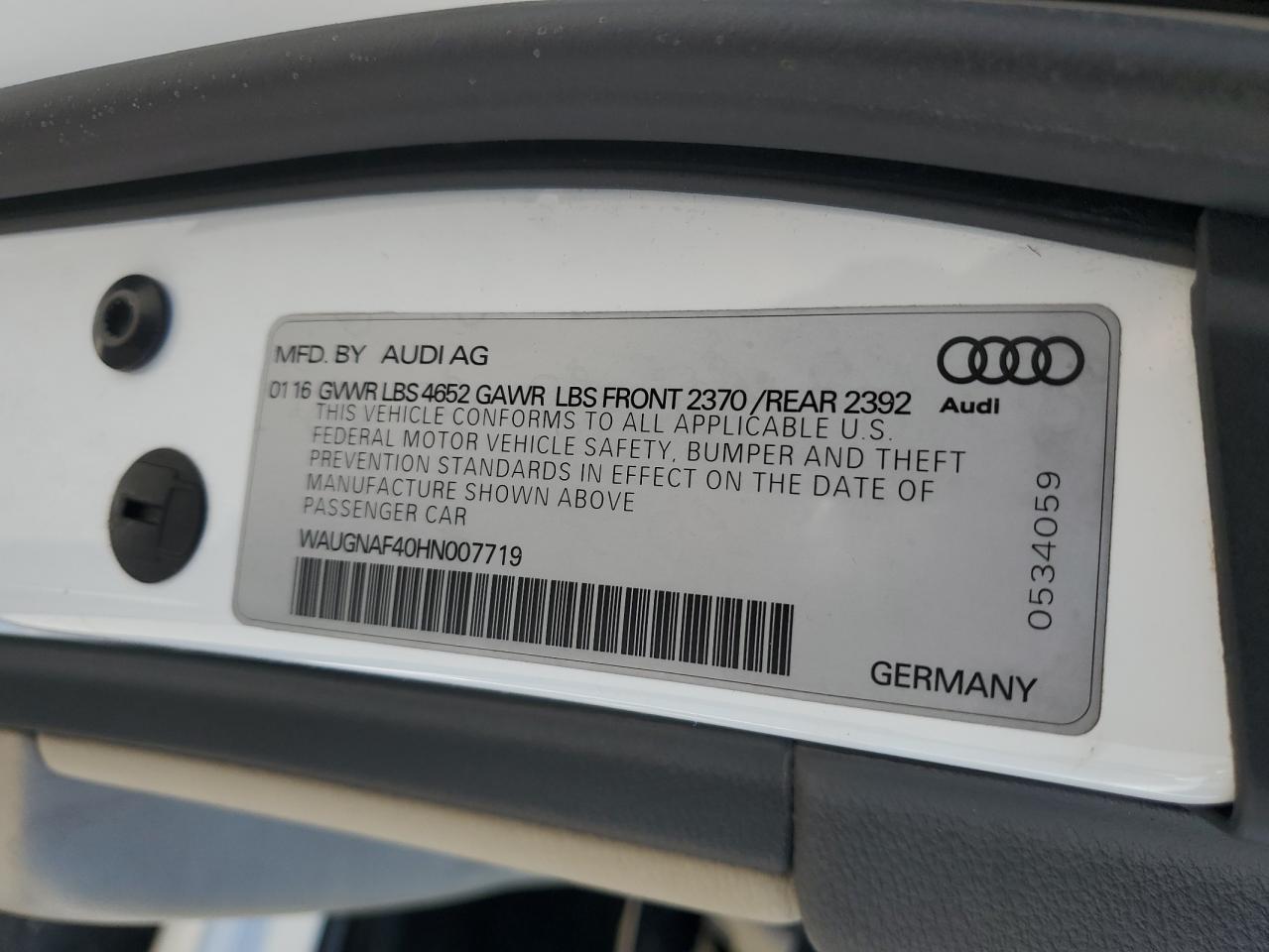 2017 Audi A4 Premium VIN: WAUGNAF40HN007719 Lot: 55495205