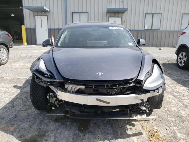  TESLA MODEL 3 2022 Серый