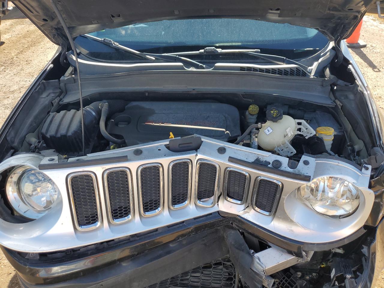 2015 Jeep Renegade Limited VIN: ZACCJBDT6FPC25861 Lot: 56937645
