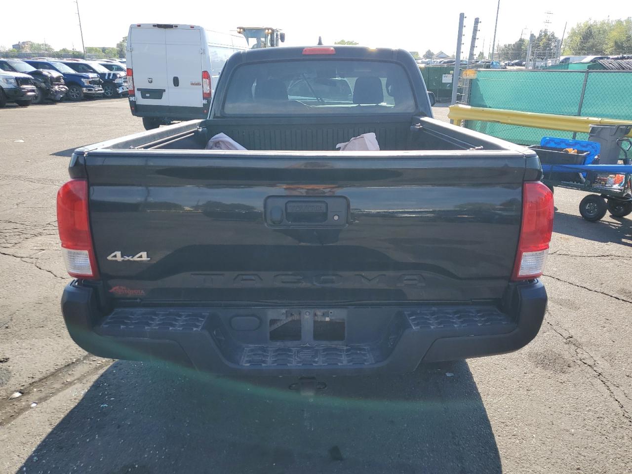 2017 Toyota Tacoma Access Cab VIN: 5TFSX5ENXHX057041 Lot: 56187245