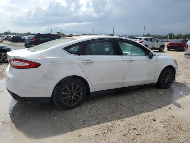 Sedans FORD FUSION 2013 Biały