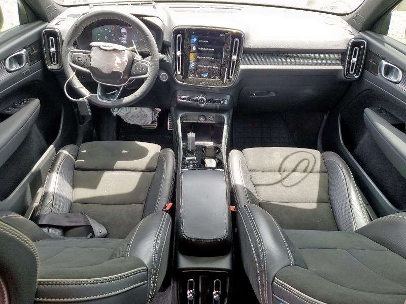  VOLVO XC40 2021 Black