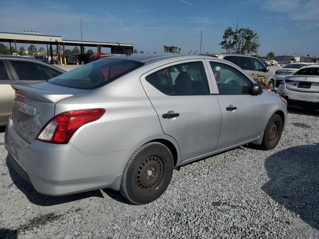  NISSAN VERSA 2015 Srebrny
