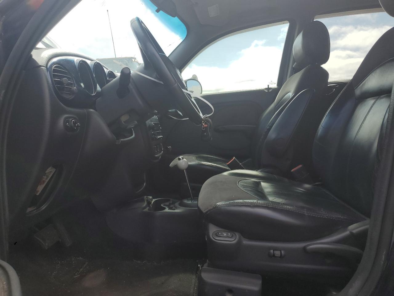 2003 Chrysler Pt Cruiser Limited VIN: 3C8FY68B23T511985 Lot: 58629355