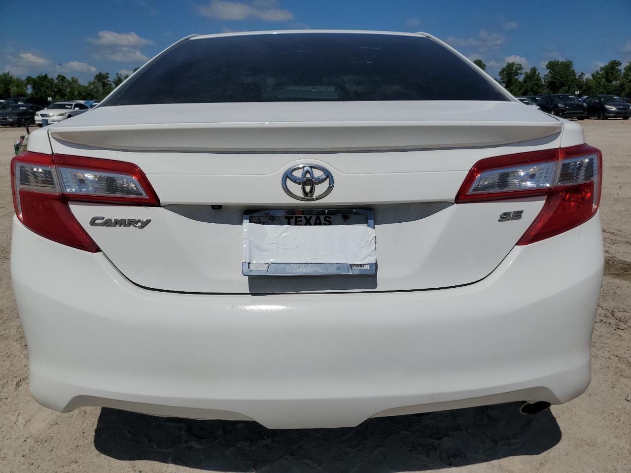 2014 Toyota Camry L VIN: 4T1BF1FK8EU415231 Lot: 56644675