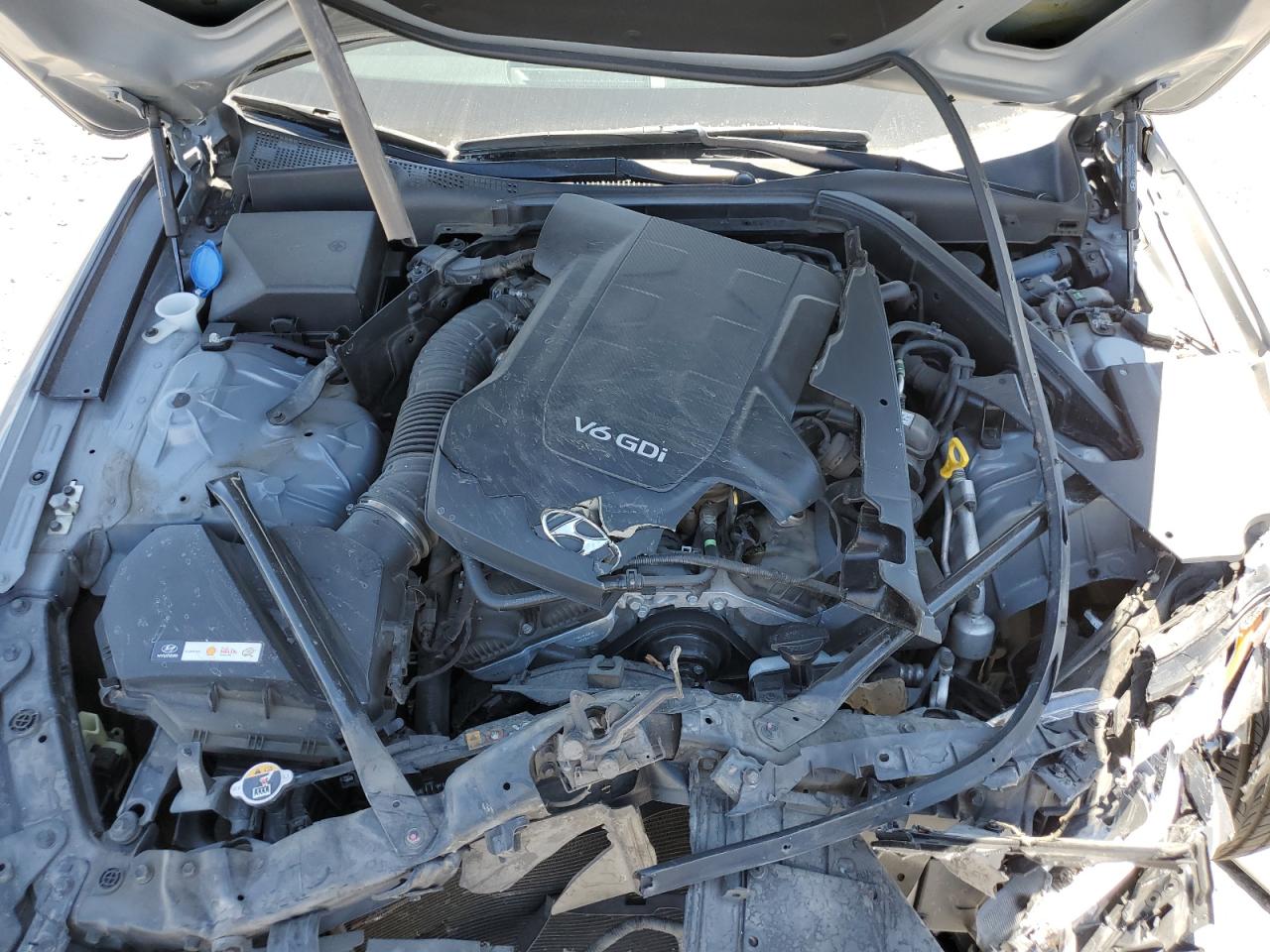 KMHGN4JEXFU052928 2015 Hyundai Genesis 3.8L