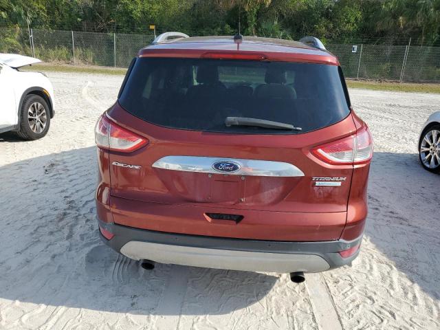  FORD ESCAPE 2016 Czerwony