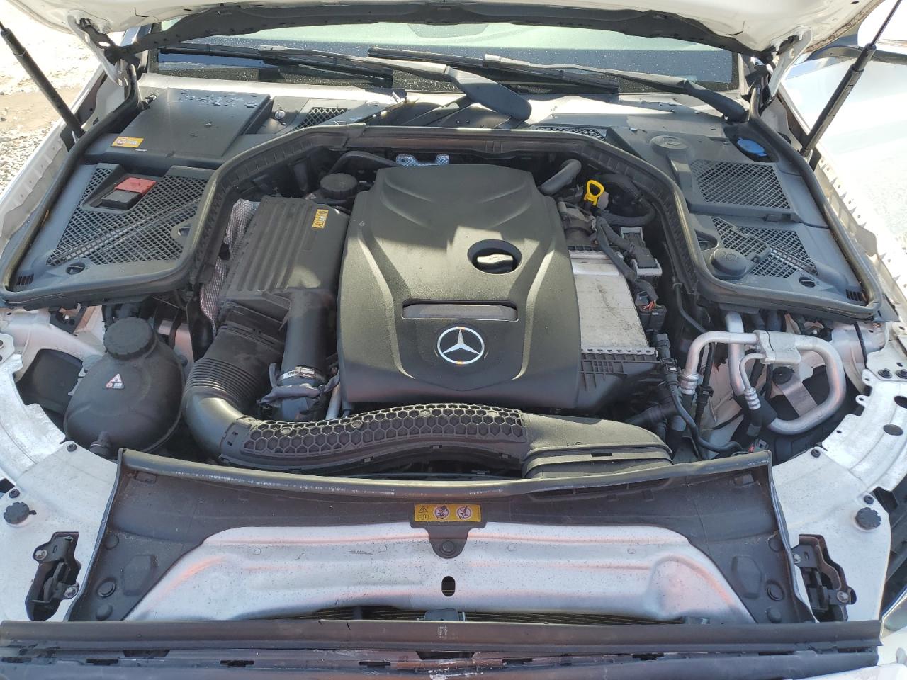2015 Mercedes-Benz C 300 VIN: 55SWF4JB3FU064350 Lot: 57424215