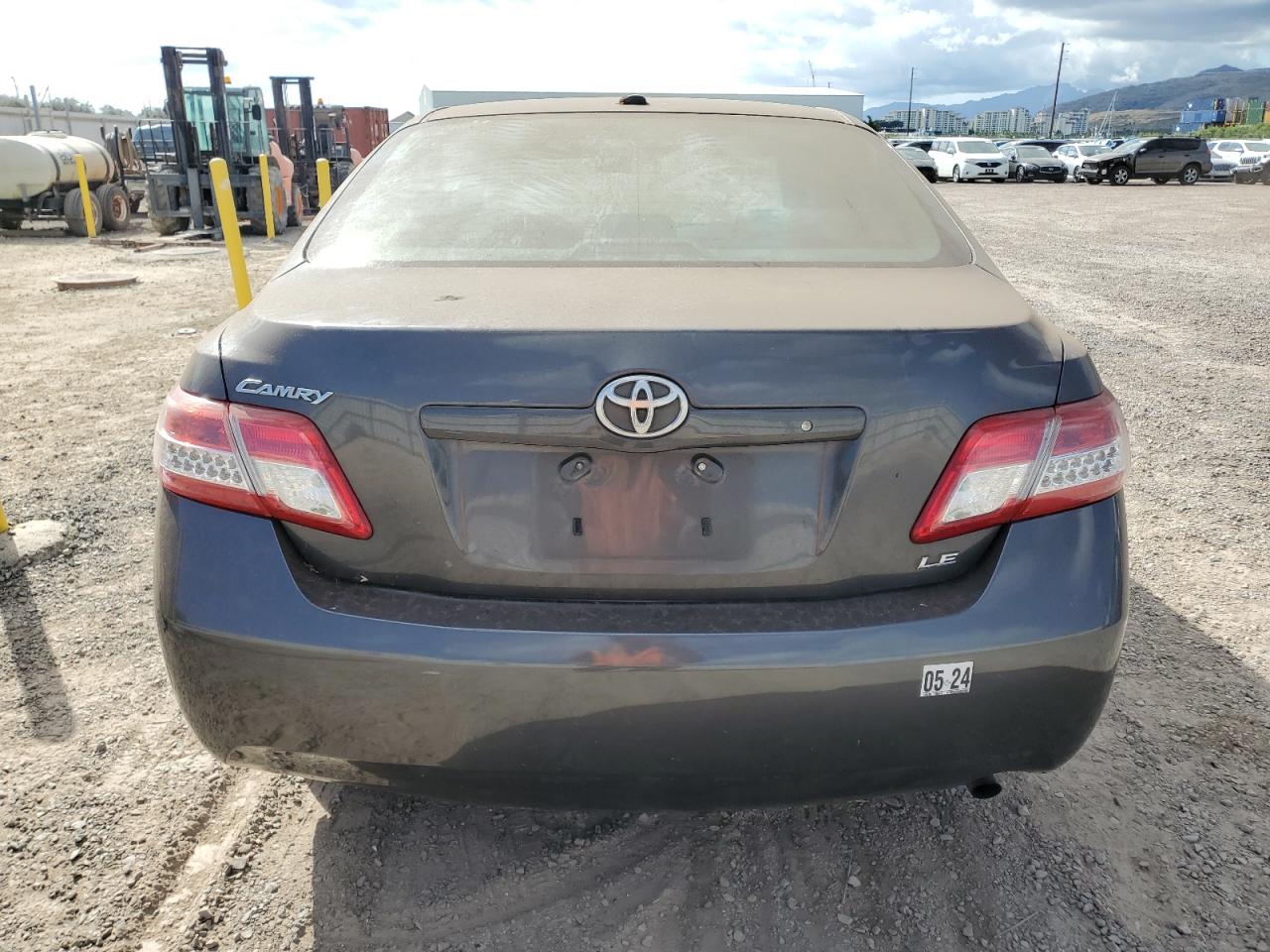 2010 Toyota Camry Base VIN: 4T1BF3EK9AU032888 Lot: 58638405