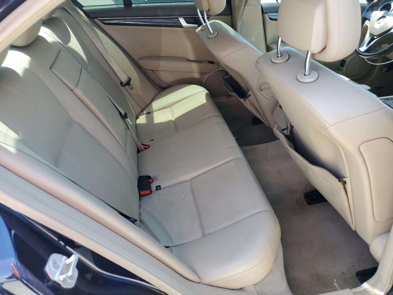 2013 Mercedes-Benz C 250 VIN: WDDGF4HB2DA861339 Lot: 56428355
