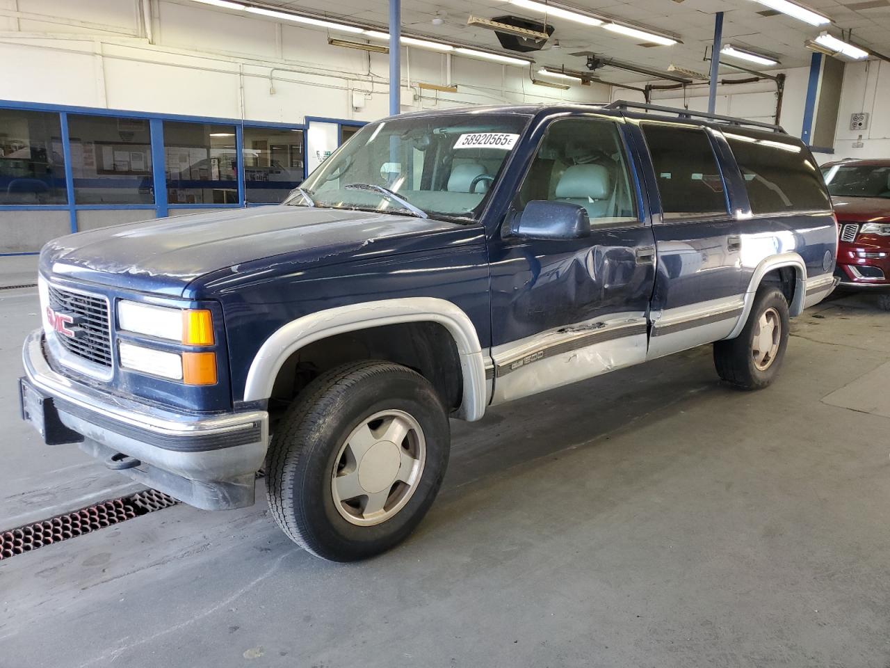 1999 Gmc Suburban K1500 for Sale in Pasco, WA - Side