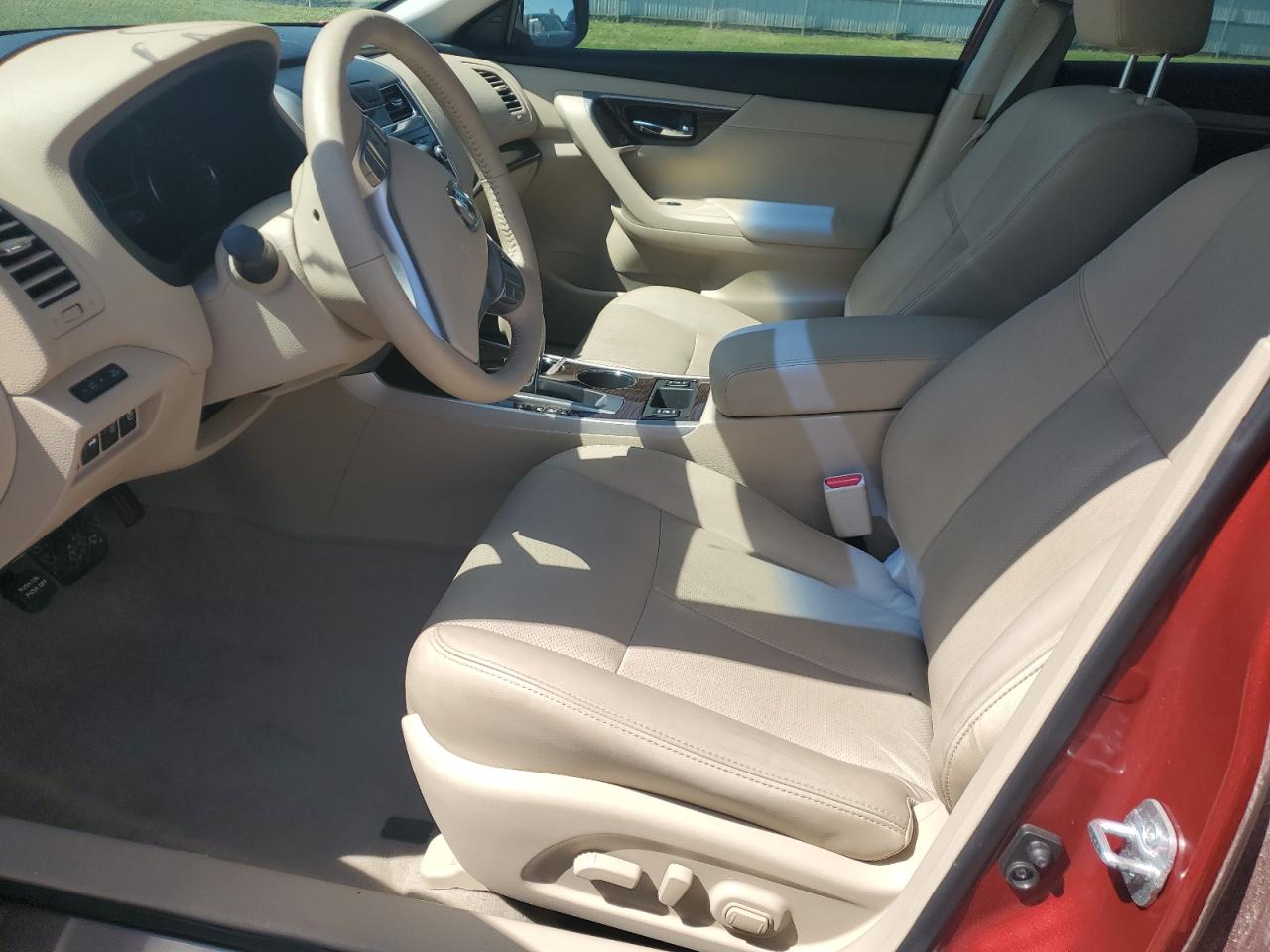 2014 Nissan Altima - Image 7