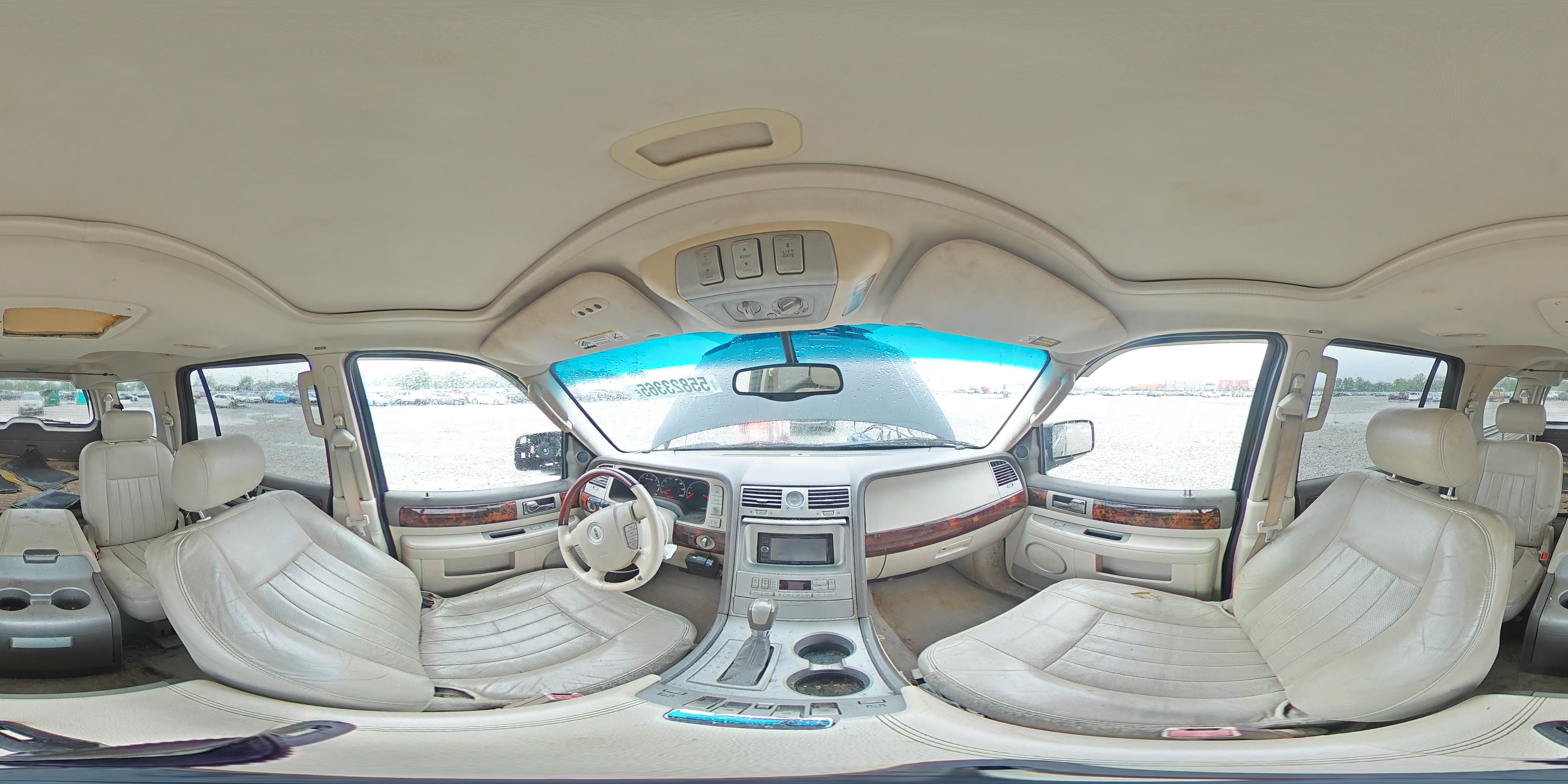 2004 Lincoln Navigator VIN: 5LMFU28R44LJ35959 Lot: 55823365