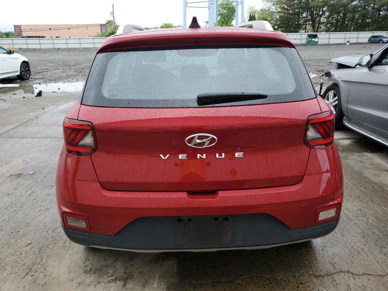 2022 Hyundai Venue Sel VIN: KMHRC8A34NU143146 Lot: 56189895