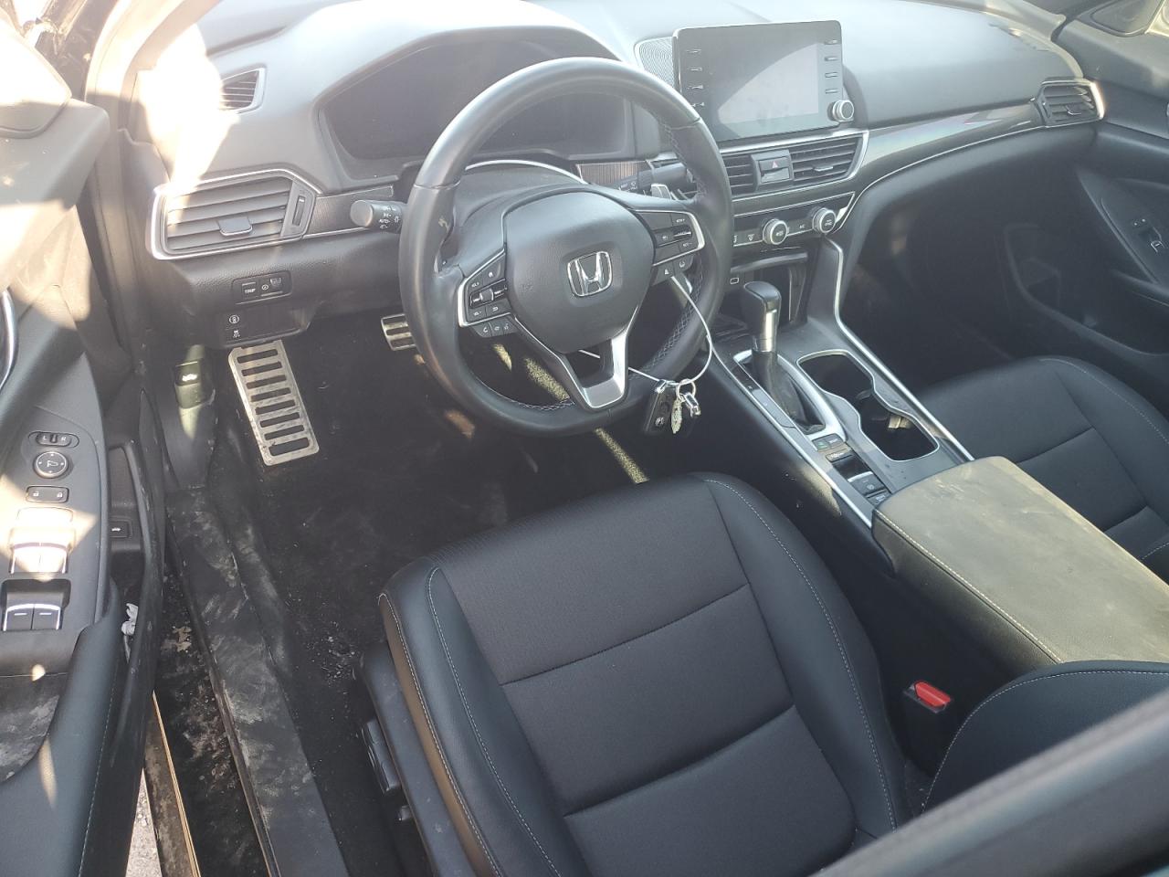 2022 Honda Accord - Image 8