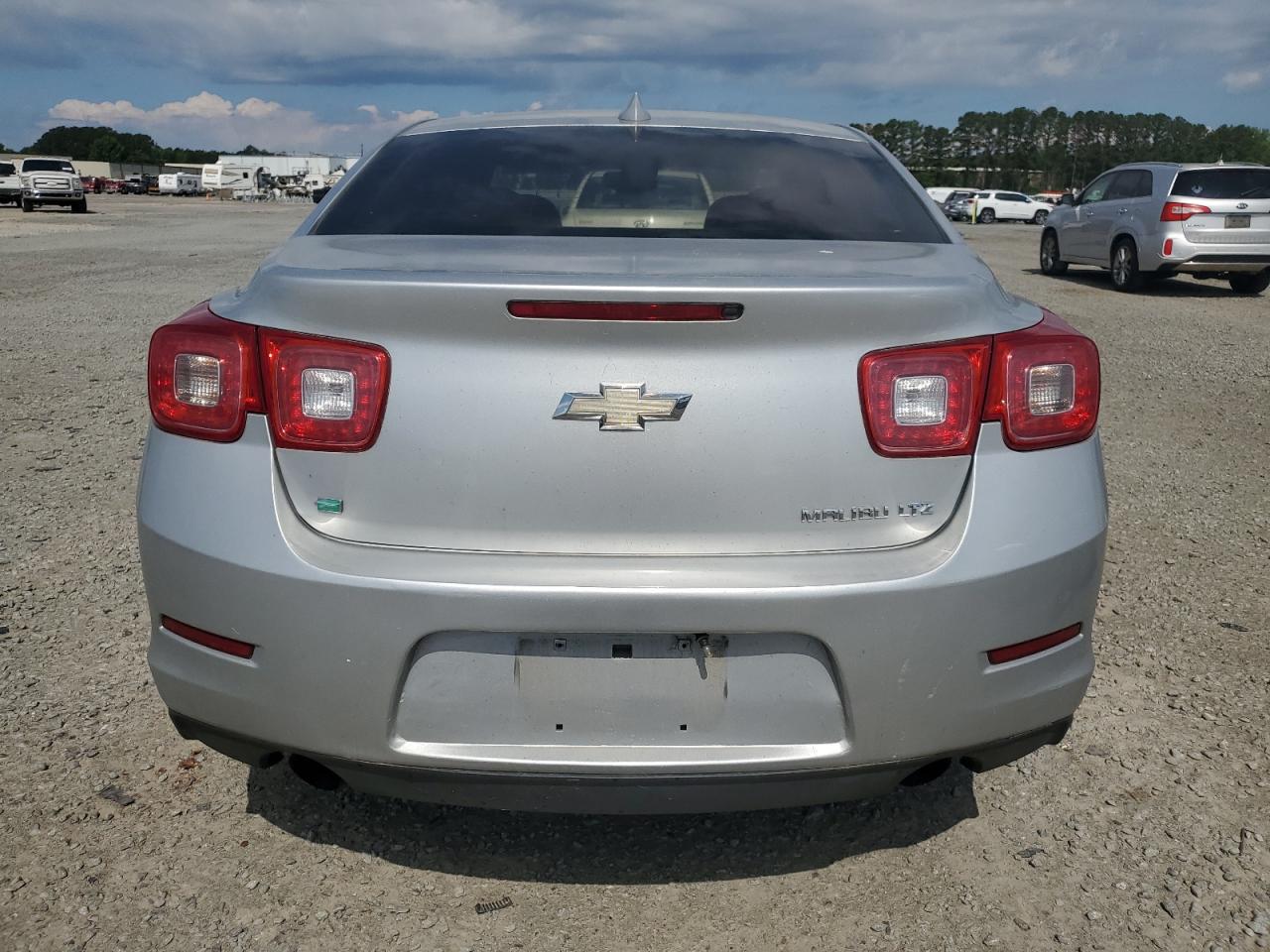 1G11E5SA0GF140512 CHEVROLET MALIBU 2016