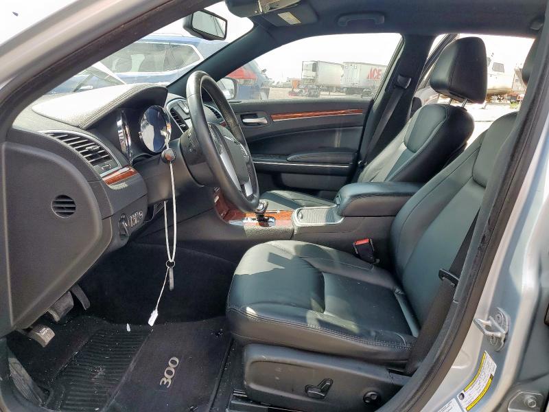  CHRYSLER 300 2013 Silver