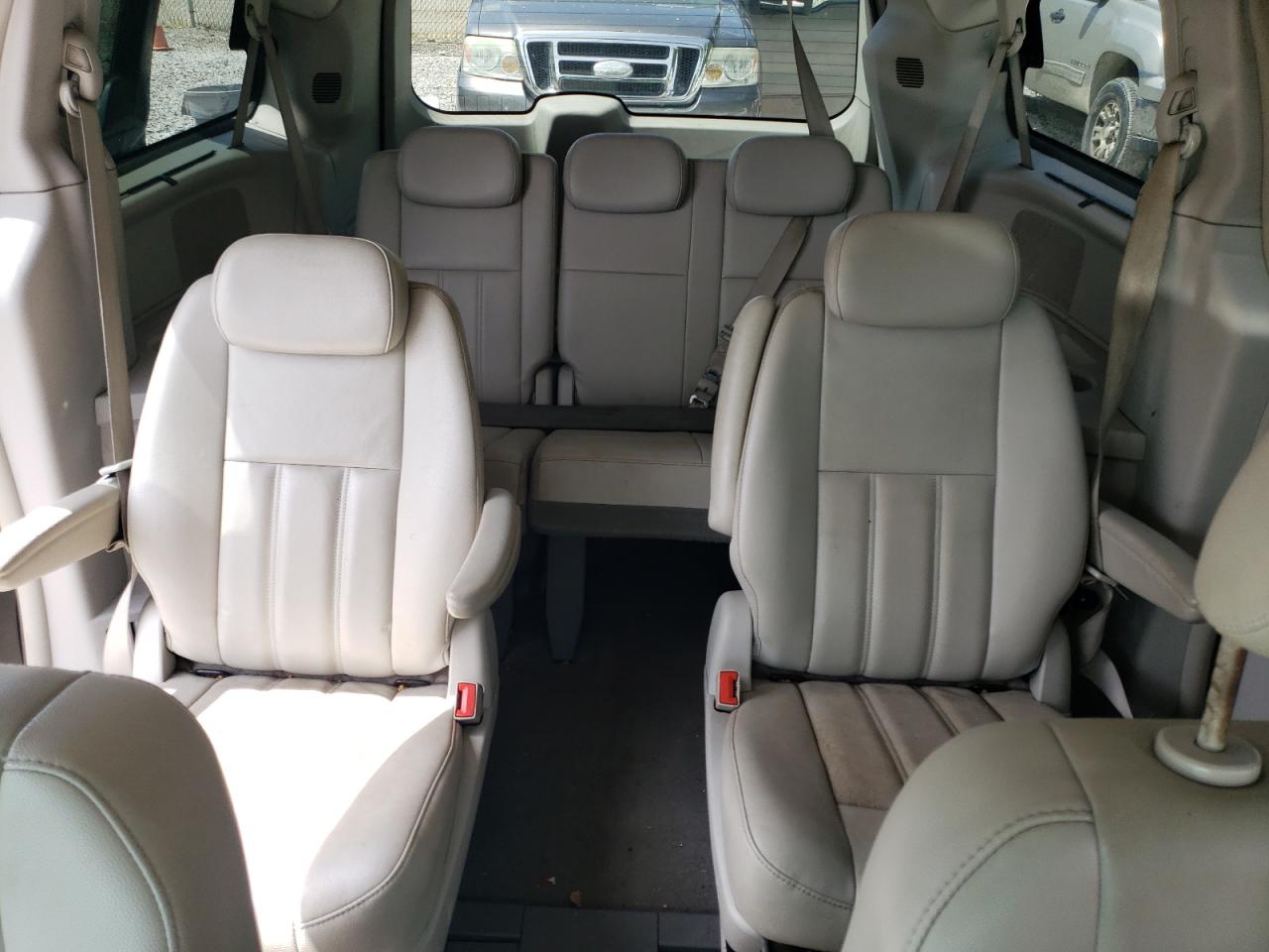 2009 Chrysler Town & Country Touring VIN: 2A8HR54129R590822 Lot: 57347765